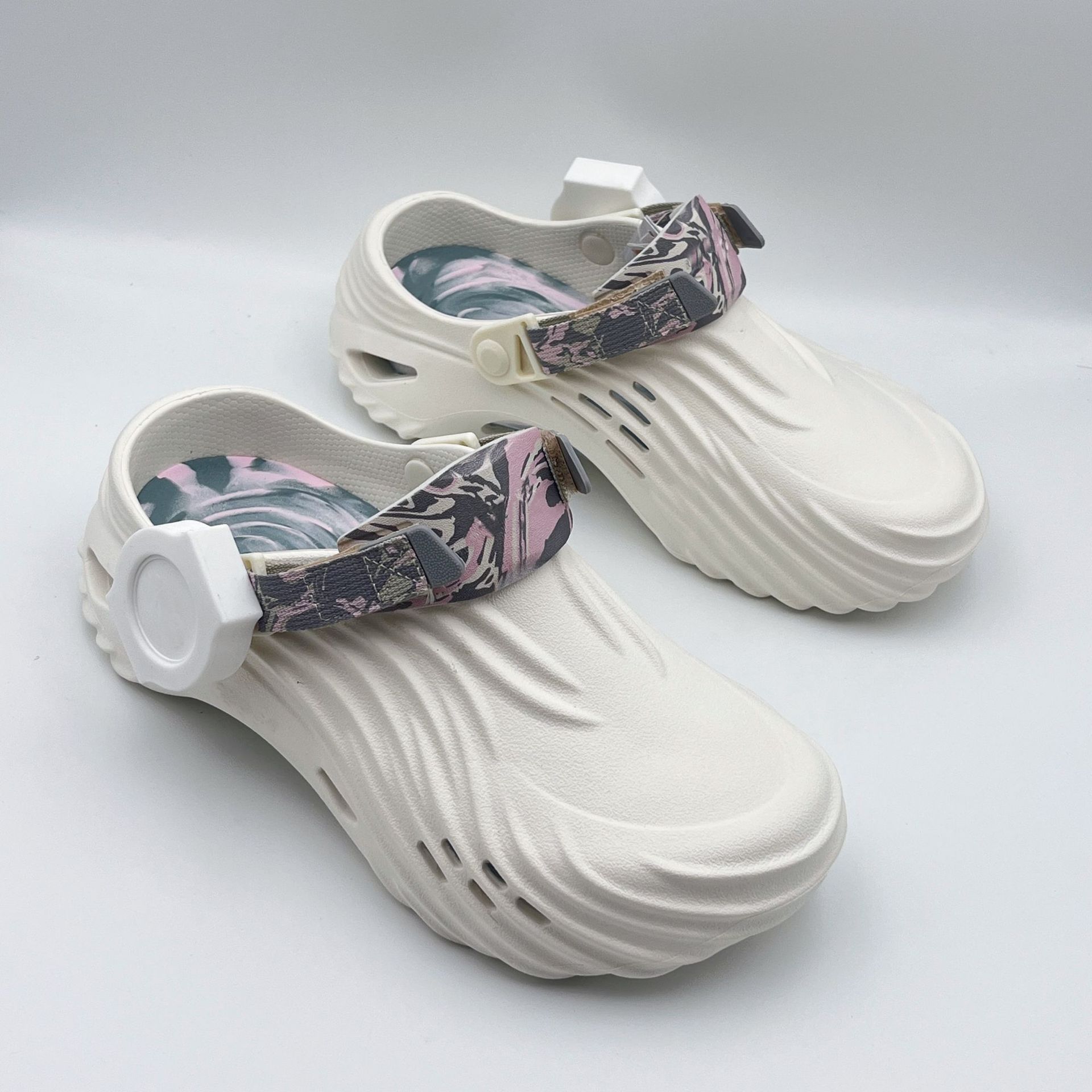 卡洛驰Cross新款洞洞鞋旋风波波男士沙滩鞋凉拖鞋软底夏季男款