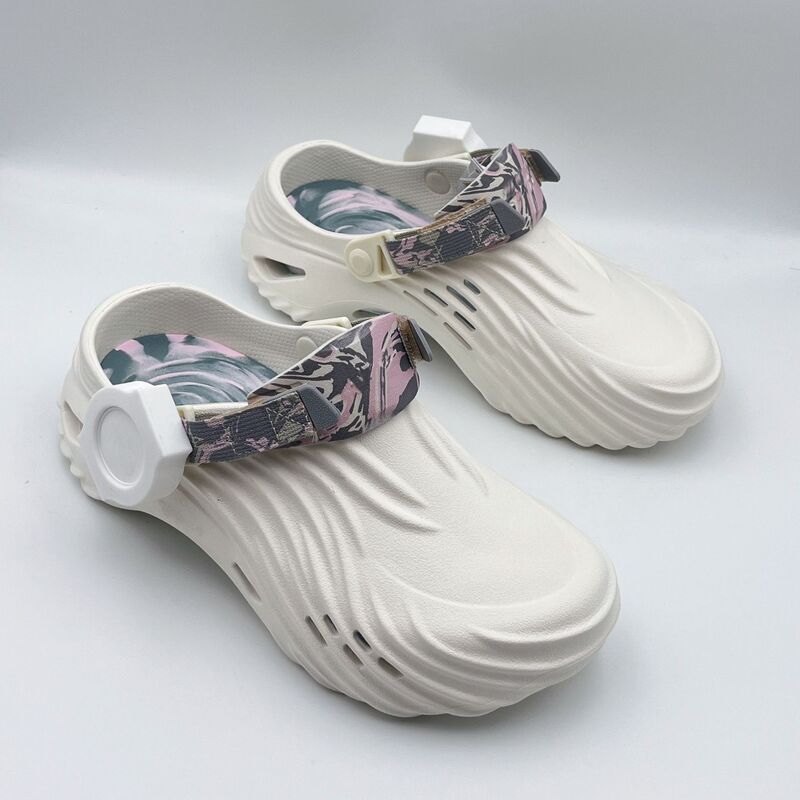 Carlo Chi Cross New Croc Shoes Spin Wave Men's Beach Shoes Sandals Soft Sole Summer Men's Style