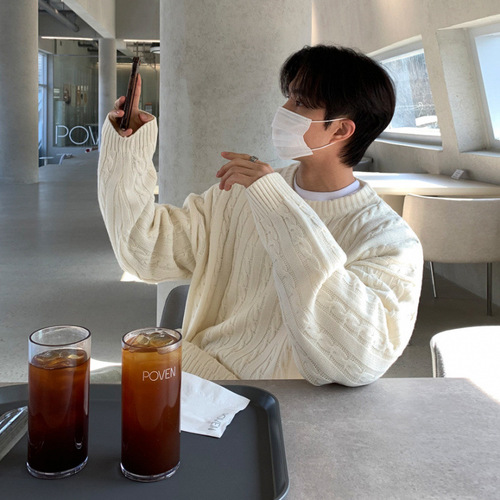 MYQ Japanese Style Fringe Hooded Sweater for Men, Winter Warmth Loose Top, Korean Version Fashion Round Neck Knit Sweater