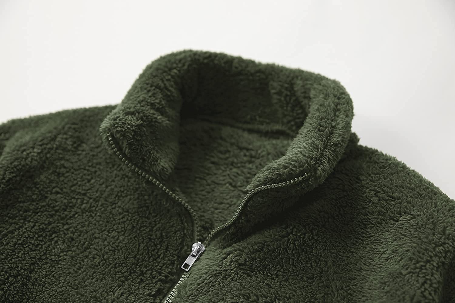 Kapuzenjacke aus Fleece in Unifarben – Modetrend für Herren, Herbst/Winter 2023_voghion.com