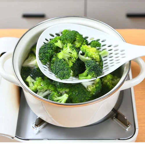 Slotted Spoon Household Kitchen Noodle Lifter Dumpling Wok Ball Strainer Drain Noodle Spoon Filter Mesh Long Handle Thickened Large Spoon Wholesale