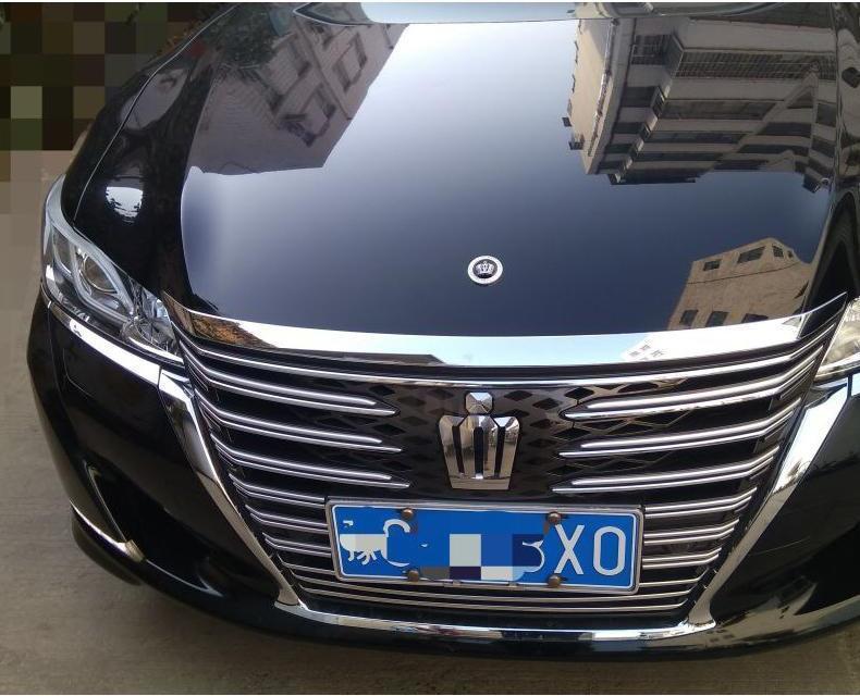 Car sticker modification with metal diamond crown emblem, 3D three-dimensional personalized car body decoration, side emblem and rear sticker