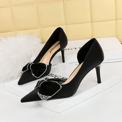 3226-AH31 European and American high heels, slim heeled women's shoes, shallow cut pointed side hollowed out splicing, rhinestone bow knot single shoe