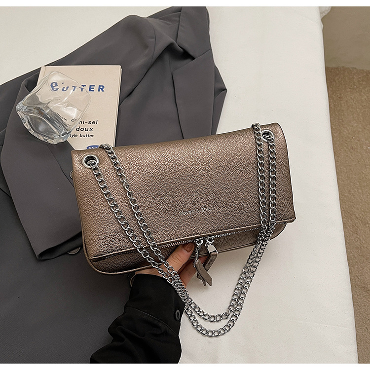 Bolso de tendencia transfronteriza de litchi para mujeres 2026 nuevo bolso retrógrado de nicho pequeño bolso de textura de cadena de hombro image 8