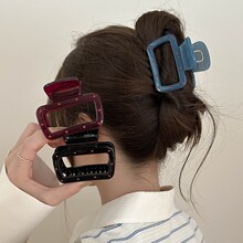 ��ϵ�ɰ����β���ץ�з����෢���ٴ�� ��ץ��Ů����� ����Ů