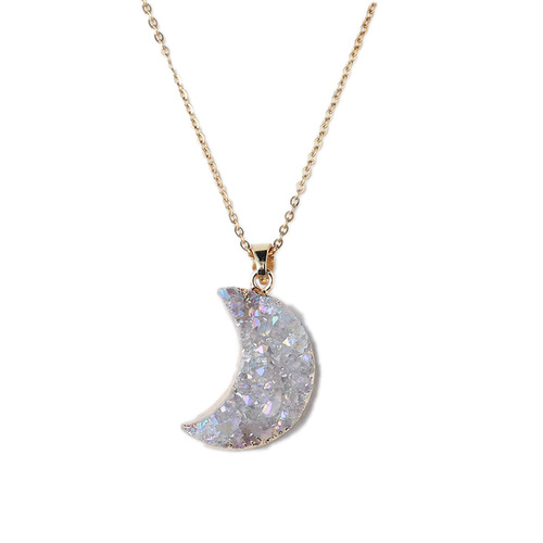 Donghai Natural White Crystal Electroplated Rainbow Moon Pendant Crystal Crescent 18k White Gold Necklace Energy Gift