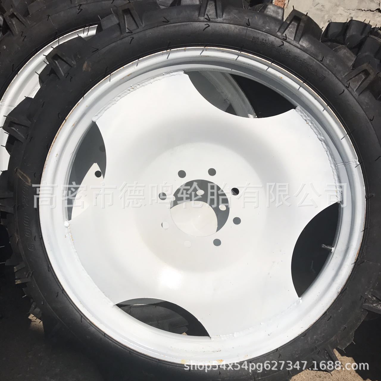 Tractor modificado pesticida pulverizador neumático 600-29 planta protección máquina neumático 500-32/36/38/42