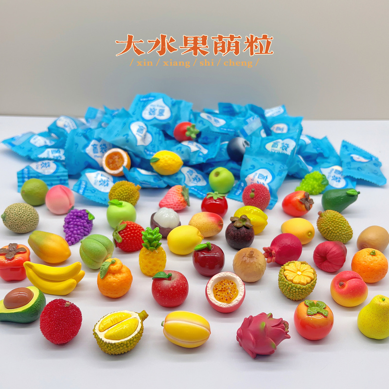 Creative Artificial Realistic Large Fruit Cute Blind Apple Grape Food Toy Model Mini Gift Toy Ornaments Creative Artificial Realistic Large Fruit Cute Blind Apple Grape Food Toy Model Mini Gift Toy Ornaments
