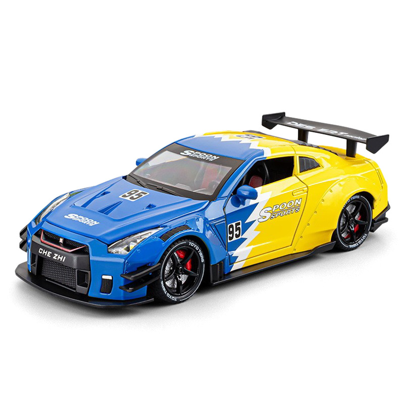 1:24 Nissan GTR track version simulation alloy car model is a Huili toy car for children and boys 1:24 Nissan GTR track version simulation alloy car model is a Huili toy car for children and boys