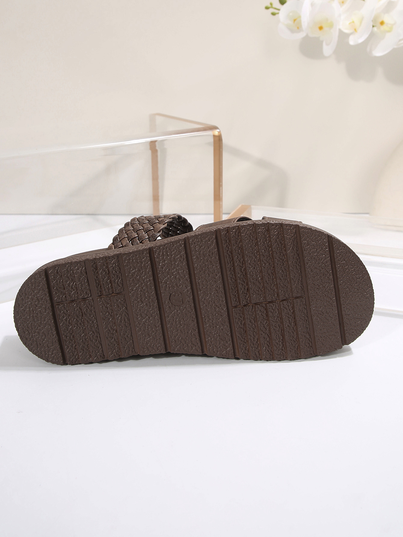 Sandali estivi da donna con suola spessa, di grandi dimensioni, casual, con cinturino incrociato intrecciato e suola spessa_voghion.com