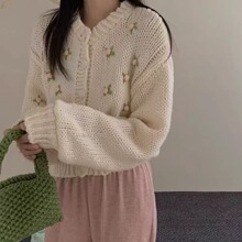 韩国复古立体花朵刺绣毛衣外套女短款秋冬宽松外搭慵懒针织开衫女