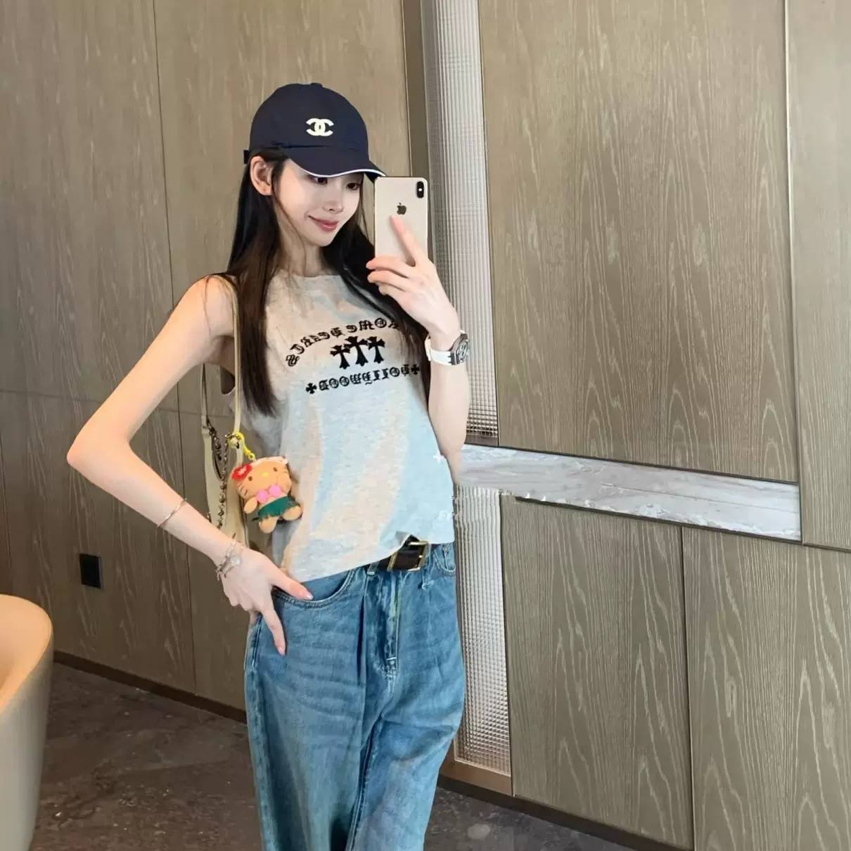 小众潮牌CH梵文印花无袖宽松内搭背心外穿美式复古辣妹打底上衣