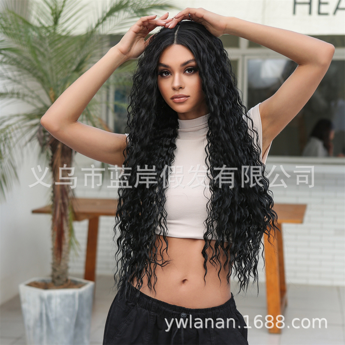 Negro africano pequeño encaje rizado peluca 28 pulgadas de longitud media largo pelo rizado importado fibra de seda pelo frente encaje peluca