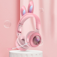 新款现货头戴式儿童耳机无线耳麦话筒发光兔耳朵女生音乐蓝牙耳机
