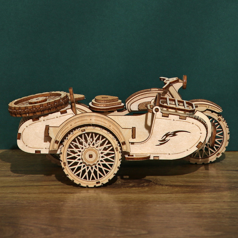 Transfronterizo nuevo 3D de madera rompecabezas tridimensional de tres ruedas motora juguetes educativos DIY adornos hechos a mano