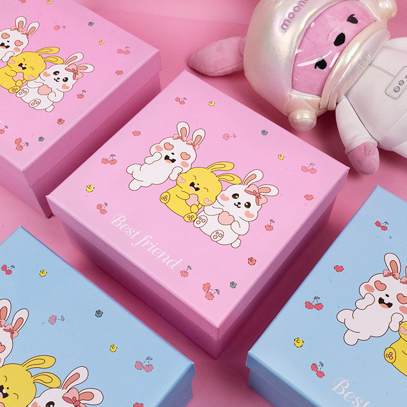 现货卡通礼品盒儿童生日包装盒正方形天地盖伴手礼盒礼物盒厂家