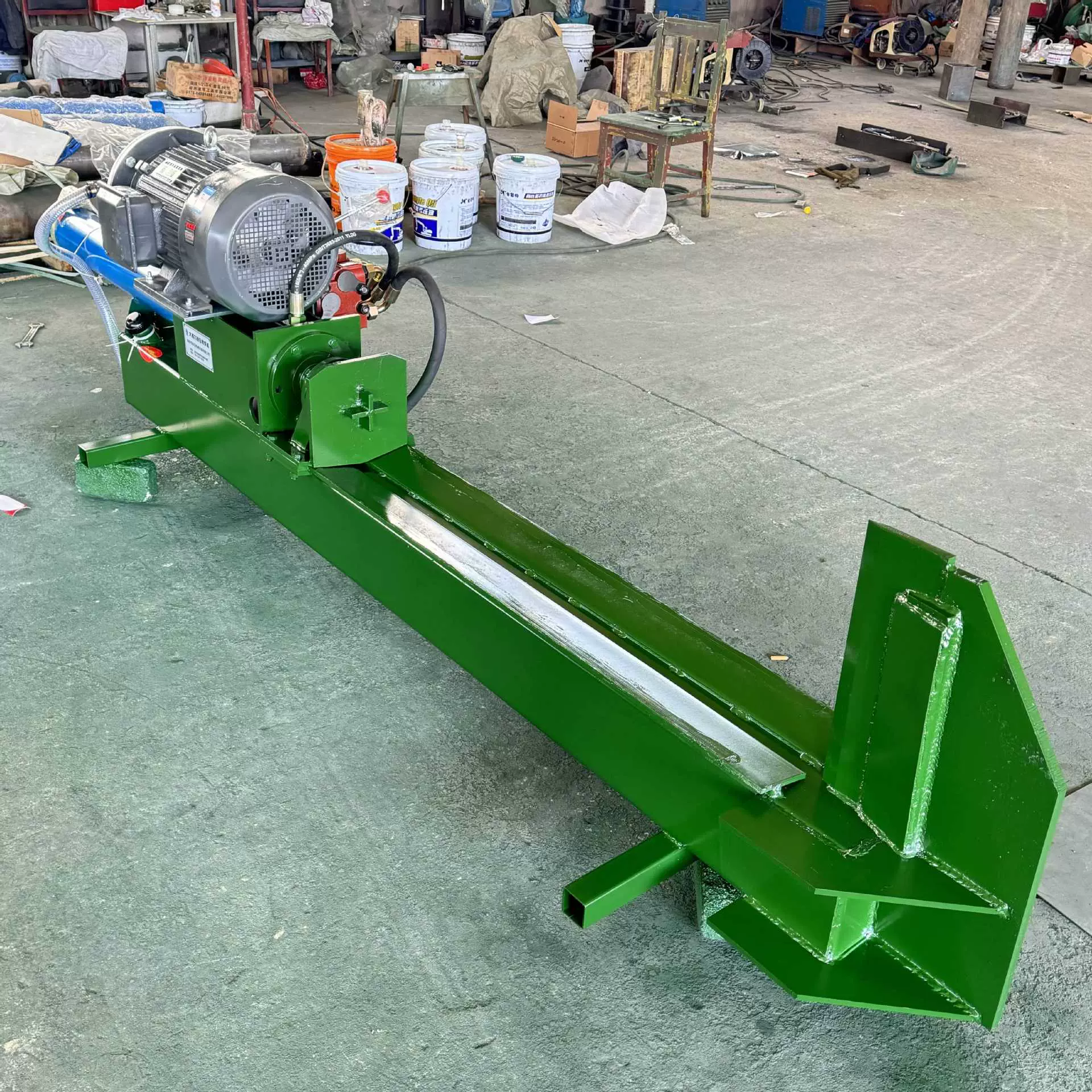 电动液压劈柴机30吨大推力劈树根树墩圆木杨木橡胶木花柴机厂用