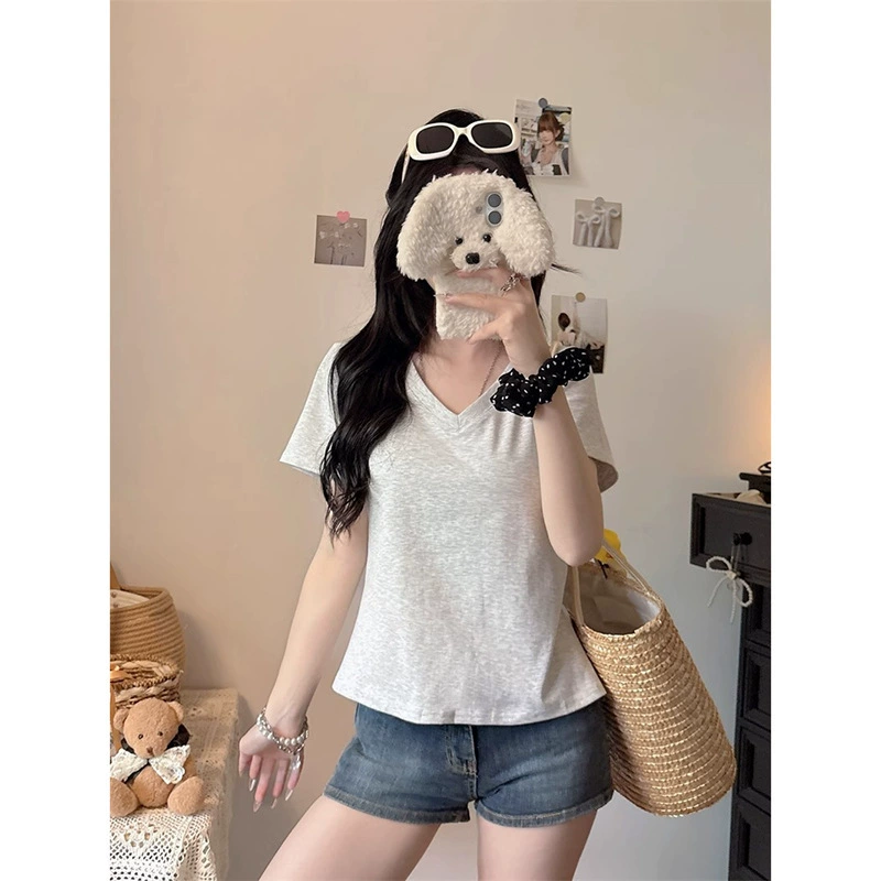 Бежевая женская футболка с v-образным вырезом и короткими рукавами, лето 2025, новый стиль, модный и универсальный базовый топ для похудения из чистого хлопка