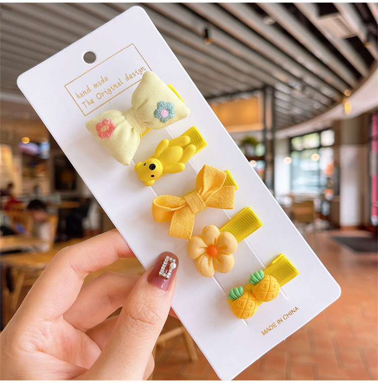 Plastic Material Cute Lady Girl'S Cartoon Bow Knot Plastic Hair Clip