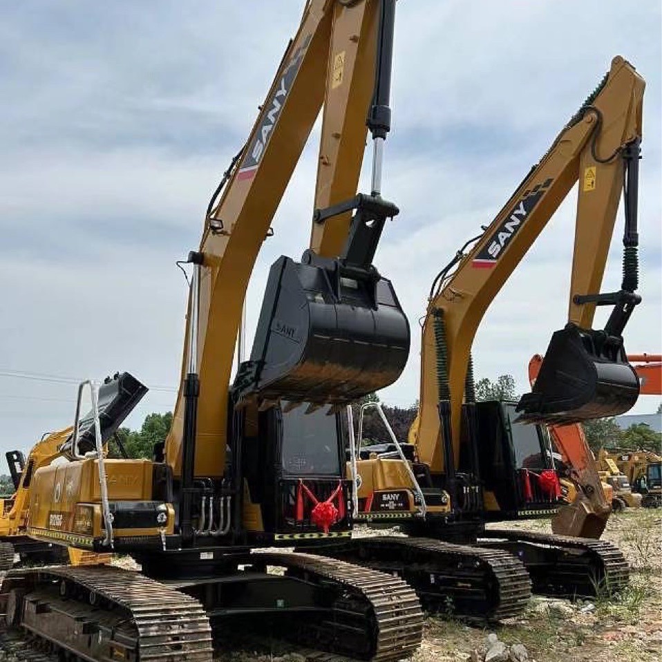 Exportación doméstica y extranjera 215c de segunda mano excavadora Suny 205