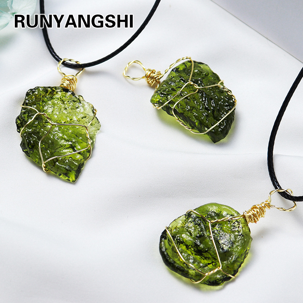 东海捷克陨石吊坠原石饰品项链精美随型挂件水晶碎石矿标收藏礼品