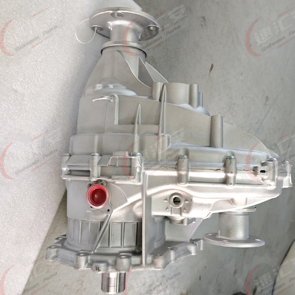 Suitable for Infiniti Qx56/Qx80 Transfer Case Assembly Patrol Y61/Y62 Four-Wheel Drive Transmission Transfer Case