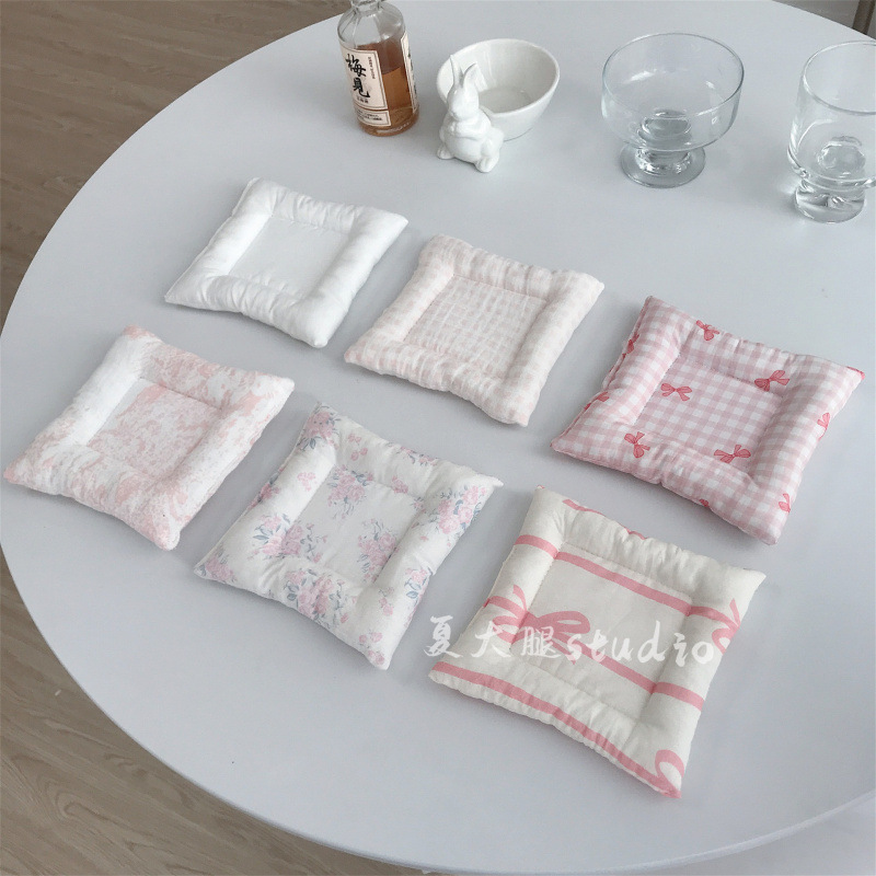 면사 핑크 체크 무늬 퀼팅 코스터 [약 14cm]