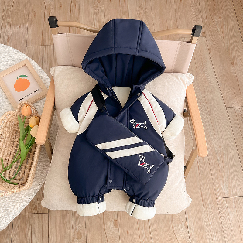 New winter baby clothes, down jacket, thickened winter bodysuit, autumn baby outerwear.