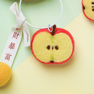 Wool felt poking music diy material bag lovers handmade gift fruit Apple Strawberry Peach keychain decompression