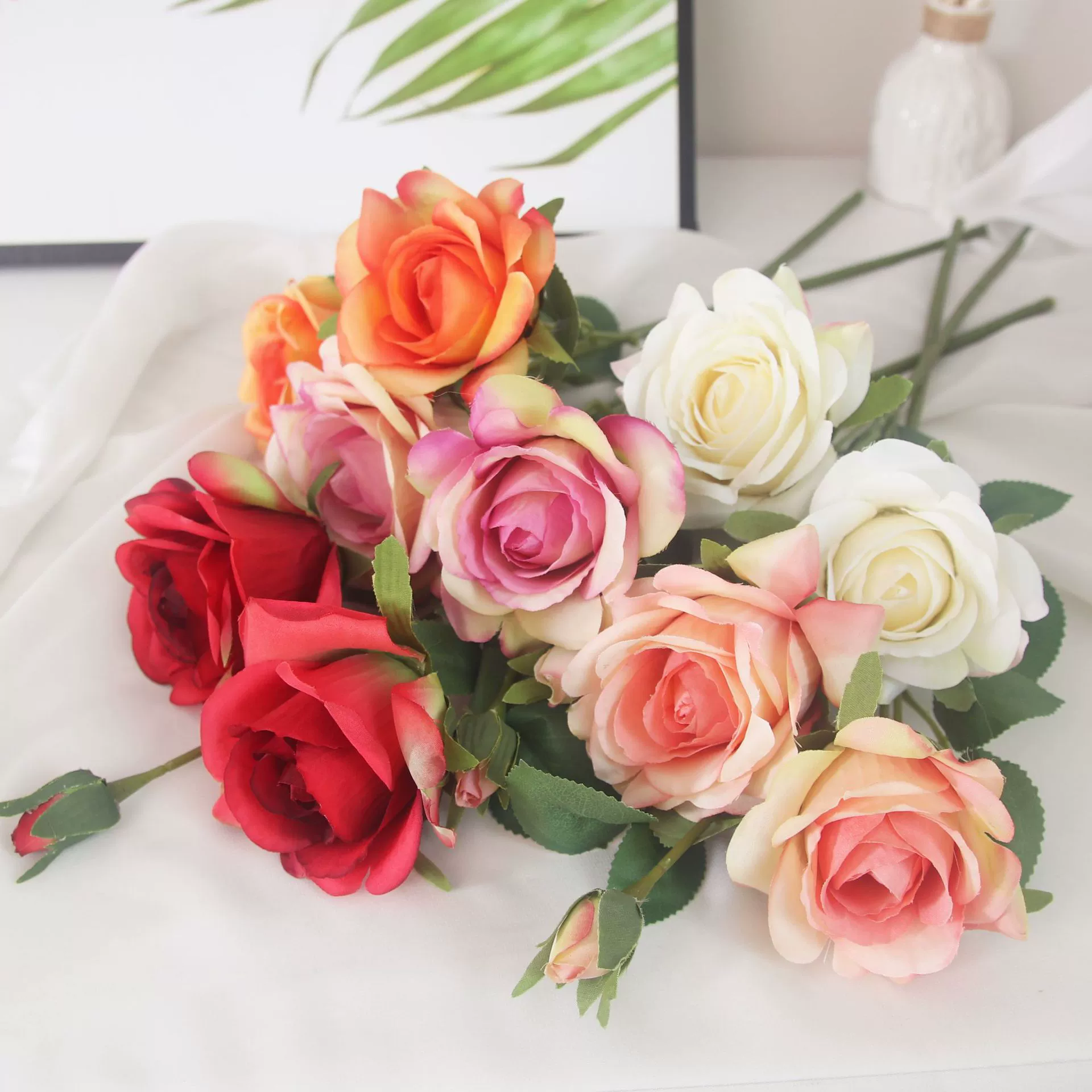 百花邦 Одно 3-головочная симуляция розовый букет для гостиной декор Новогоднее украшение свадебная искусственная цветами оптом