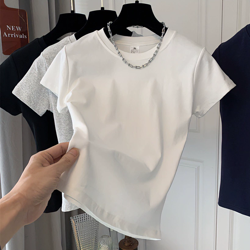 Белая рубашка с короткими рукавами на плече женская летняя 2024 новая стройная стройная стройная стройная сладкая пряная девушка топ