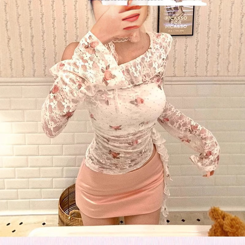 French Pure Lust Style Retro Ruffled One-Line Collar Thin Lace Shirt for Women Summer Slightly See-Through Irregular Lace Top French Pure Lust Style Retro Ruffled One-Line Collar Thin Lace Shirt for Women Summer Slightly See-Through Irregular Lace Top