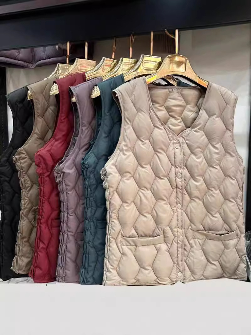 Keep warm vest with down