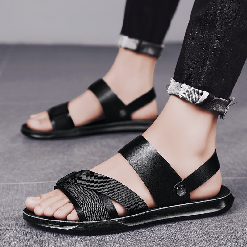 Dép sandal nam quai ngang hở ngón da PU chống trơn trượt, đế mềm thoáng khí đi biển mùa hè — Đen toàn bộ, Đen trắng