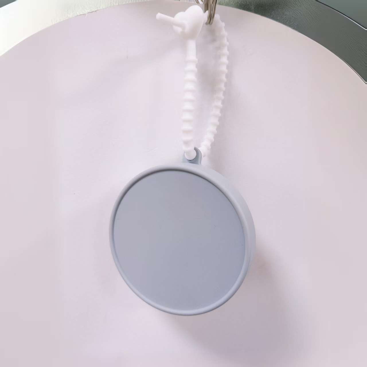 Taza de agua plegable de silicona para viajes al aire libre, taza retráctil portátil a prueba de caídas, taza de regalo de vacaciones publicitaria en stock