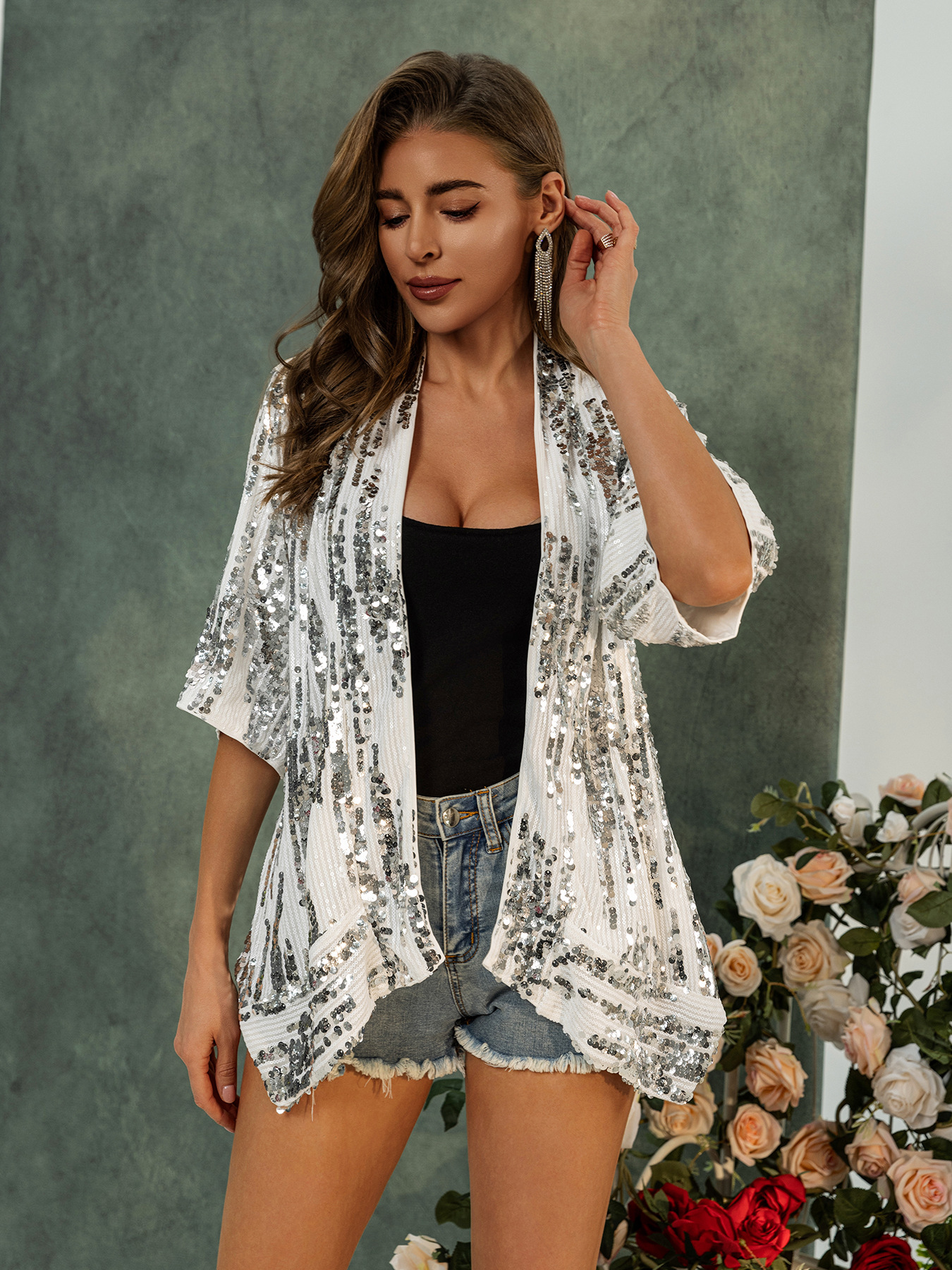 Chaqueta de lentejuelas europea y americana de estilo explosivo transfronterizo, cárdigan de playa, color sólido de vacaciones, lujo ligero, industria pesada, chaqueta corta de lentejuelas