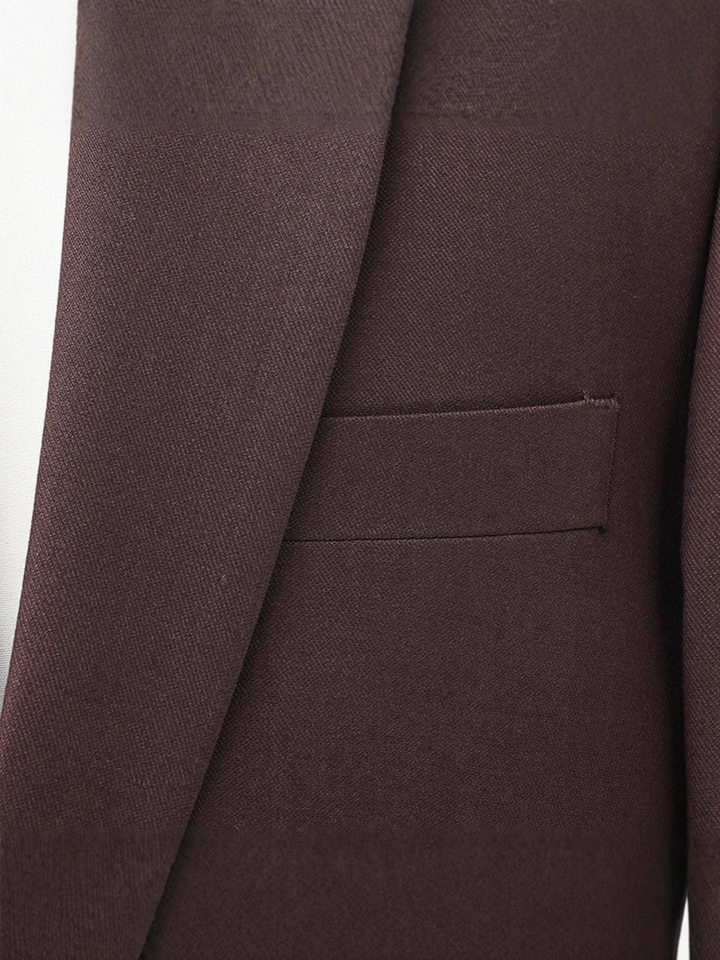 Bộ vest nam pha len dáng ôm, áo vest một hàng cúc cổ bẻ phẳng, quần xẻ tà sau giữa — Màu nâu Mocha