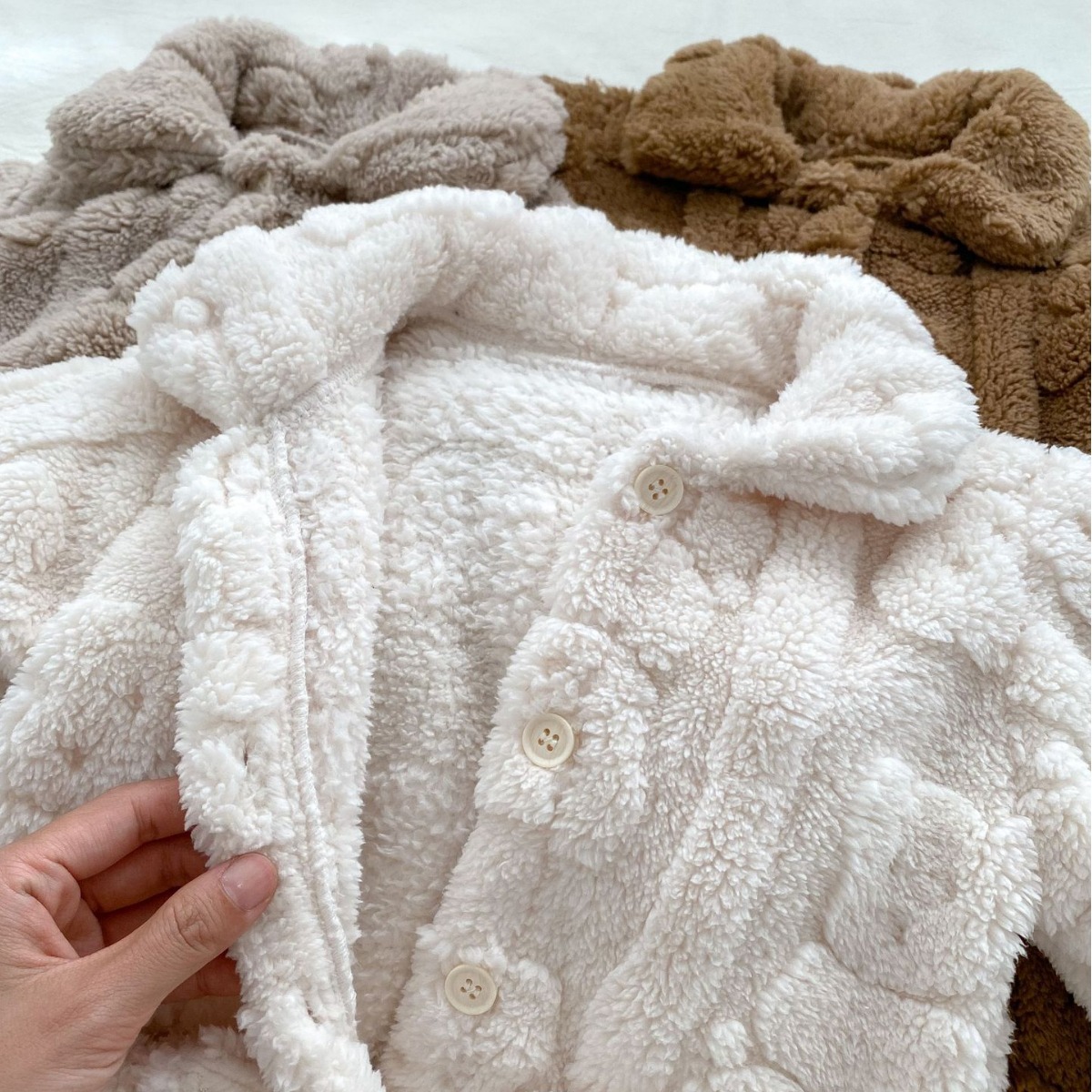 INS invierno Bebé mono hogar desgaste forro polar forrado ropa funda Super lindo bebé oso bolsillo pijama romper