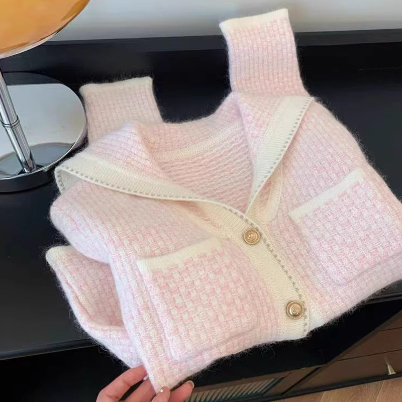 Small fragrant style pink milk soft waxy sweater coat knitted cardigan women's small temperament design top