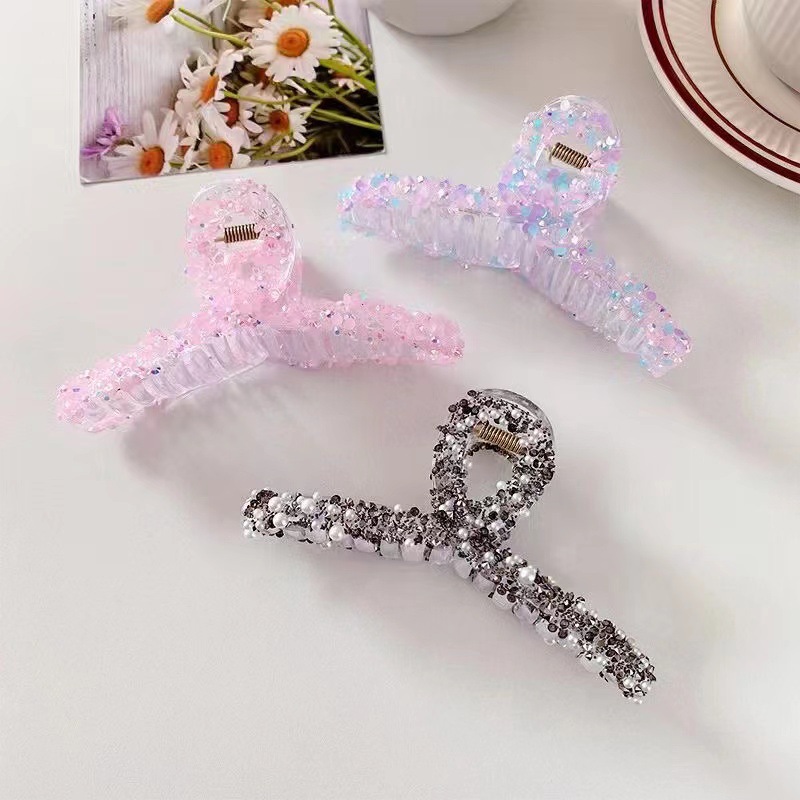 Crab pin
