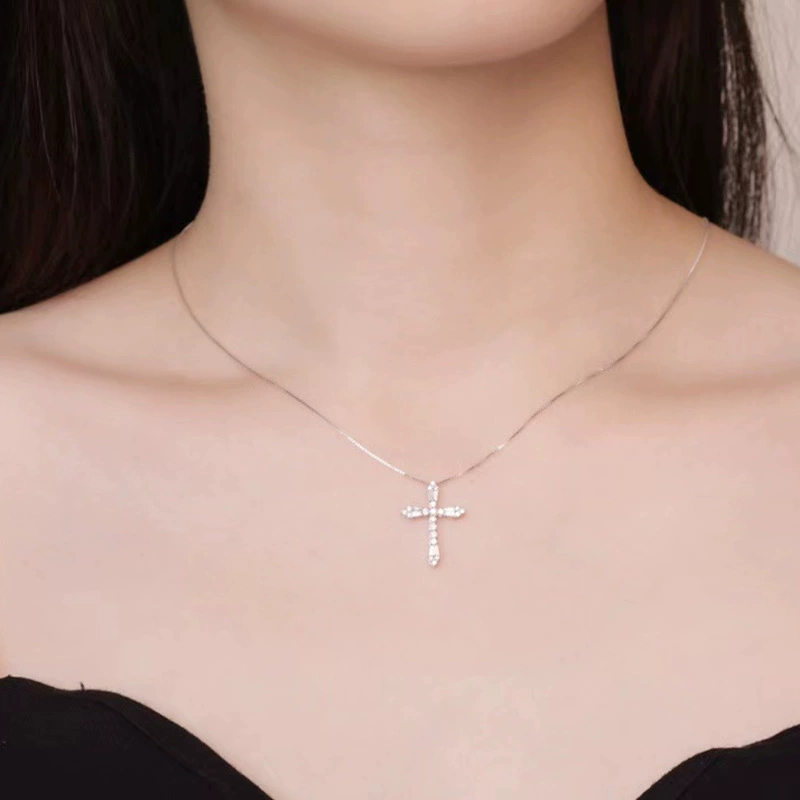Модный универсальный бренд pendant, ожерелье, стиль light luxury, золото 750 пробы