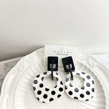 925韩国网红新款潮流波点几何耳环 S925银针个性时尚亚克力耳饰潮