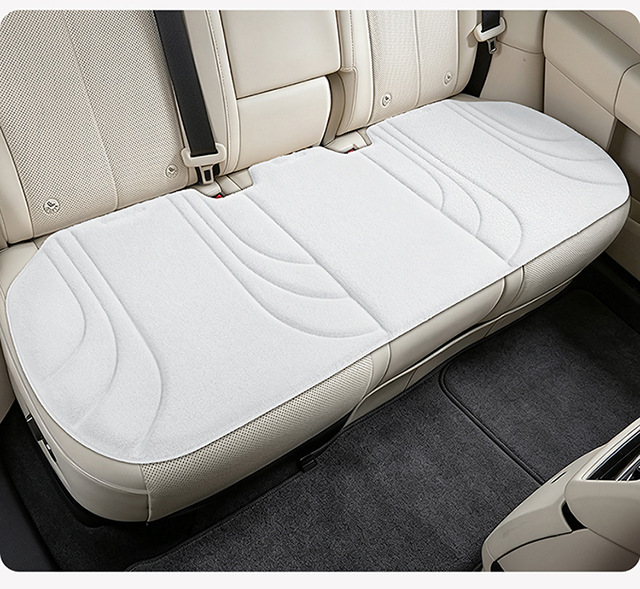 One-piece molded non-slip car seat cushion, suitable for all seasons, used in cross-border Amazon for BYD, plush for winter