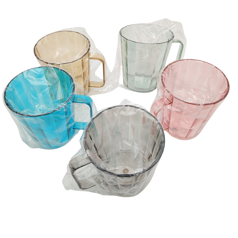 G1414 8095 tazas transparentes fabricantes de tazas de plástico caseras al por mayor tazas de agua de diamante tazas de estudiantes 3 yuanes