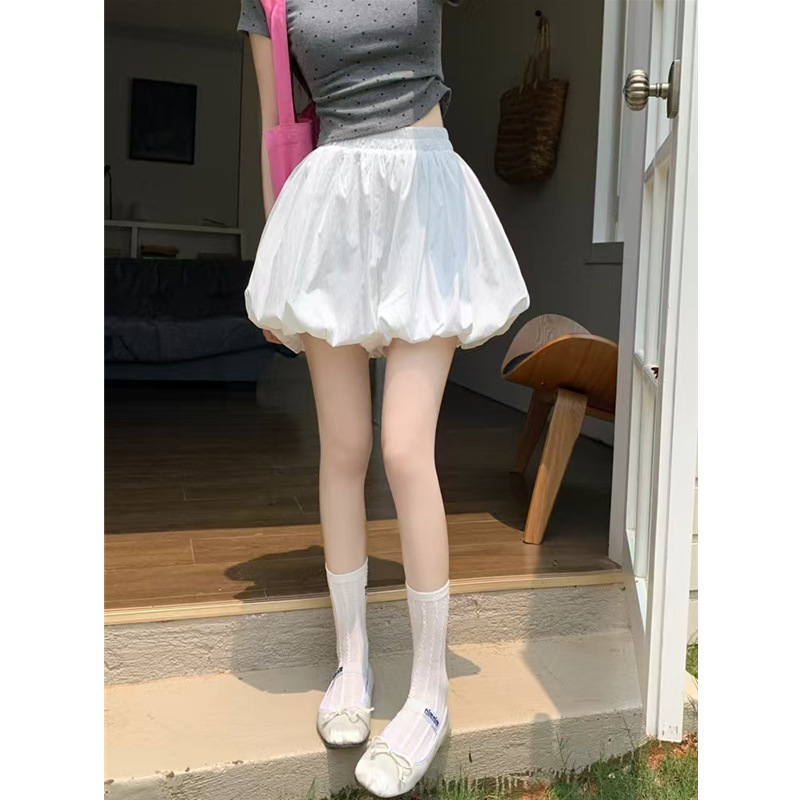 白色云朵花苞短裤裙半身裙女夏季2025新款高腰显瘦小个子蓬蓬短裤