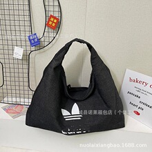 �����¿����l�y녶��Ůţ���L�������\������μ�Ҹ��б��ͨ�ڰ�