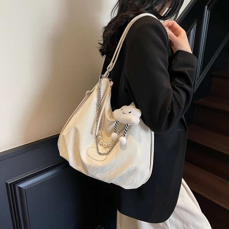 高级感单肩斜挎包包女2025新款休闲百搭学生大容量通勤双肩托特包|undefined