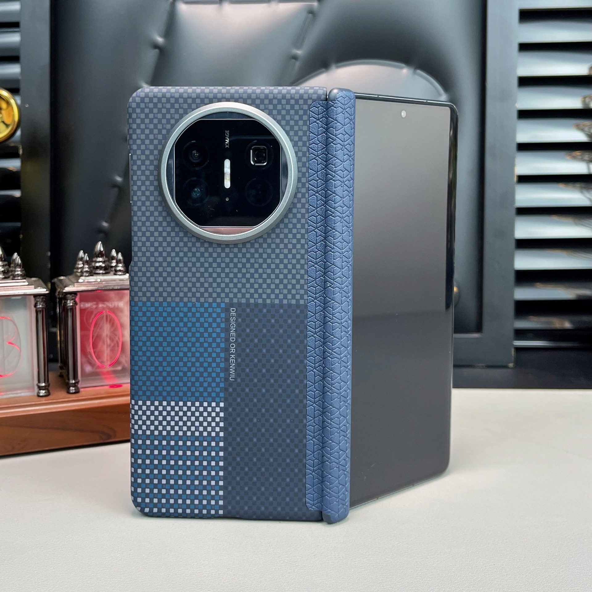 SKU05_颜色分类(【拼格蓝】中轴保护_背面磁吸)