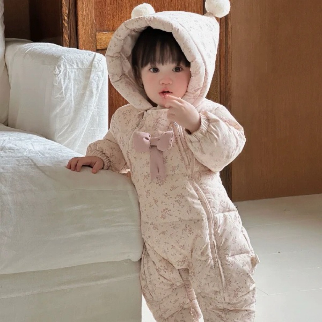 Baby Winter down Jacket, Baby Girl's White Duck down Jumpsuit, Fashionable Princess Newborn Outing Clothing, Warm Clothing