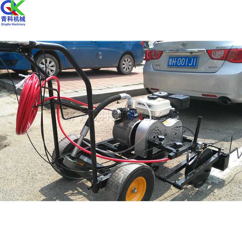 塑胶跑道划线机 手推式晨练场地标线机 篮球场足球场划线设备